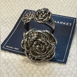Melrose and Market Silver Rose Ring